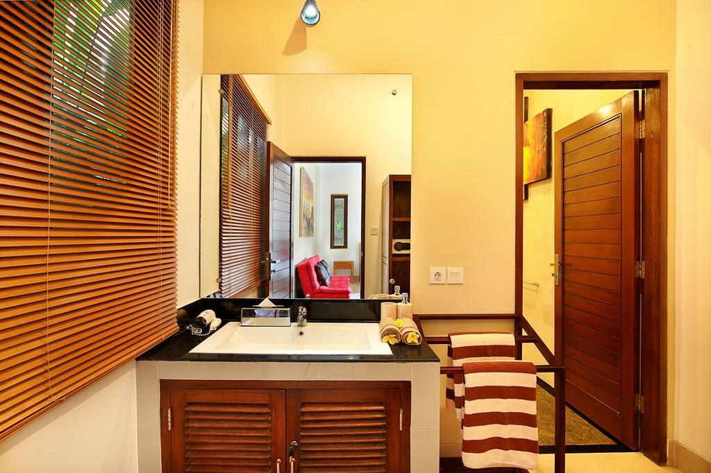 De Liza Villa Seminyak Beachside By Bali Asia Villa Esterno foto